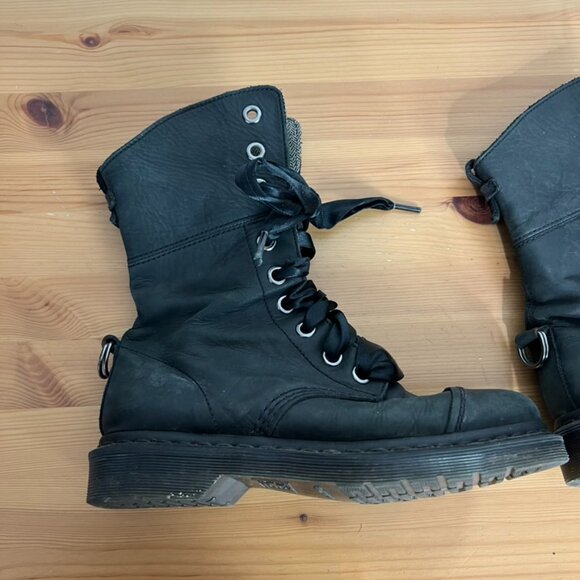 Dr. Martins Boots The Original Ribbon Lace Up Herringbone Lined Size 9 US 41 EU - Picture 2 of 15